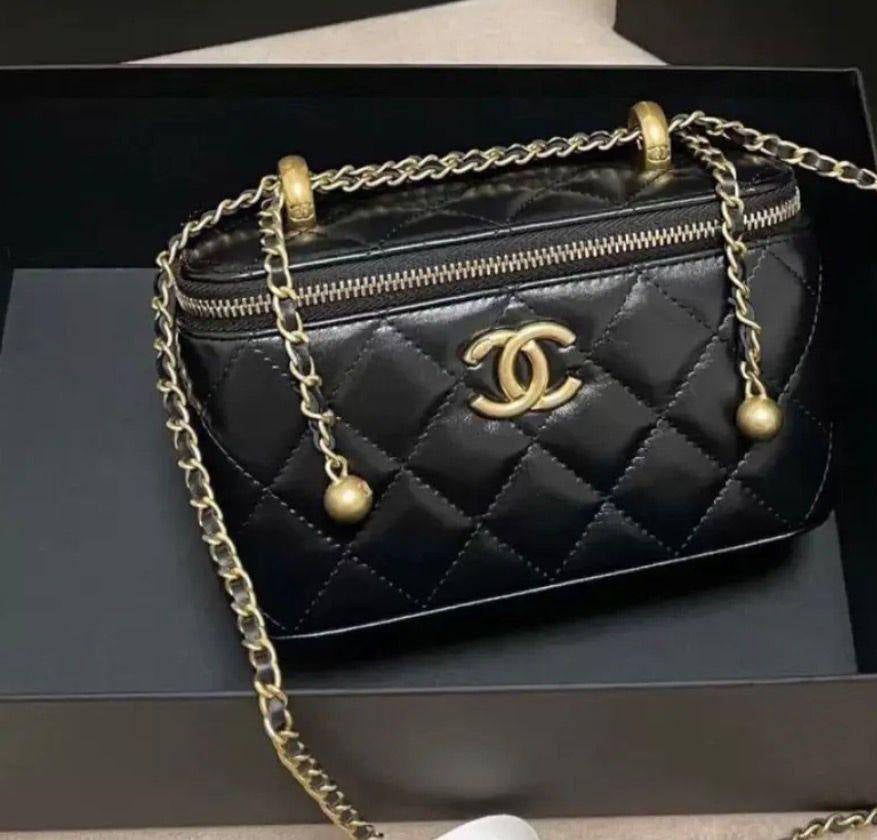 Chanel Vanity Case Womens Bag in Black Color UK Reps AAA Quality