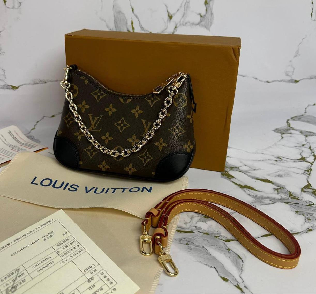 Louis Vuitton Canvas Bags Womens UK Reps AAA Quality