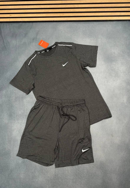 Nike Men's Luxury Dri-FIT Tech Knit T-Shirt and Shorts Summer Set AAA Quality Reps UK