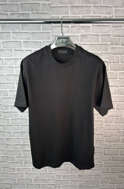 Prada Men's Luxury Embroidered Triangle Logo T-Shirt AAA Quality Reps UK