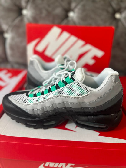 Nike Air Max 95 Green Mens Trainers UK Reps AAA Quality