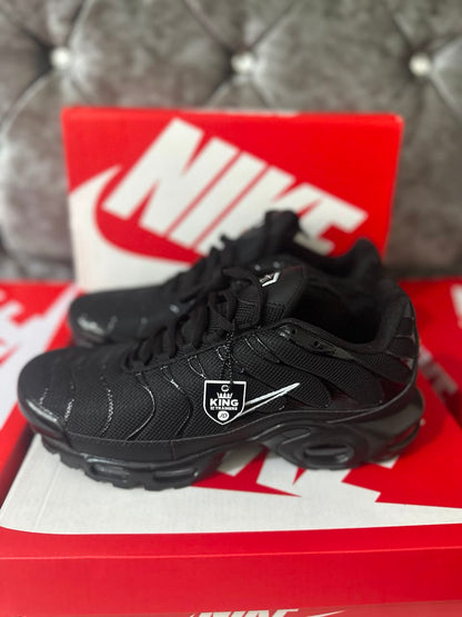 Nike Air Max Plus Triple Black Mens Trainers UK Reps AAA Quality