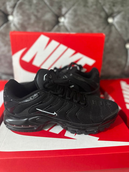 Nike Air Max Plus Triple Black Mens Trainers UK Reps AAA Quality