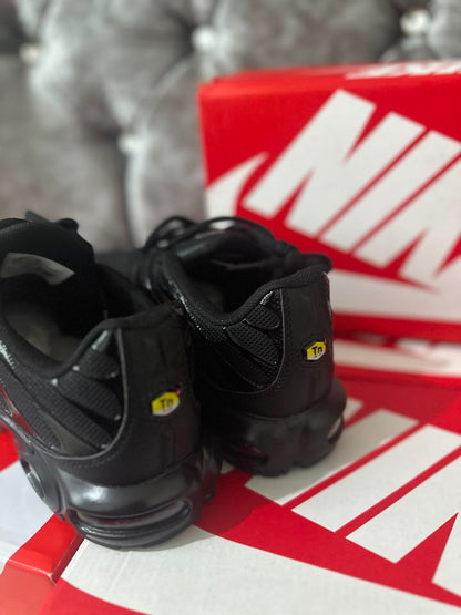 Nike Air Max Plus Triple Black Mens Trainers UK Reps AAA Quality