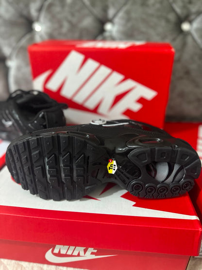 Nike Air Max Plus Triple Black Mens Trainers UK Reps AAA Quality