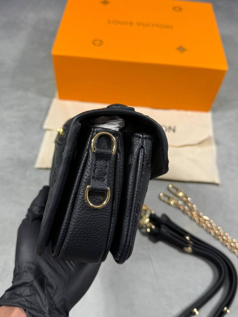 Louis Vuitton Pochette Métis Womens Bag in Black Color UK Reps AAA Quality