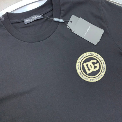 Dolce & Gabbana Logo-Patch T-shirt in Multiple Colors UK Reps AAA Quality