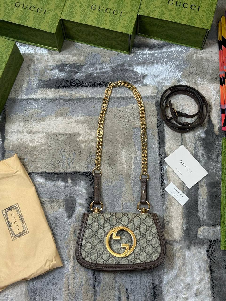 Gucci Mini Blondie Shoulder Bag UK Reps AAA Quality