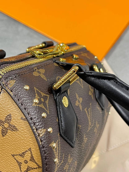 Louis Vuitton Speedy Trunk Womens Bag UK Reps AAA Quality