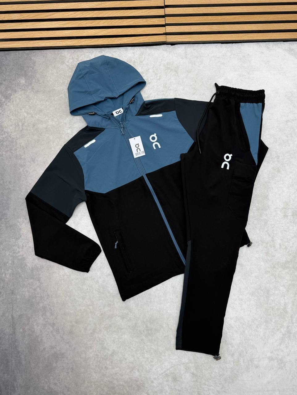 On Cloud Running Slate Blue and Navy Tracksuit Mens UK Reps AAA Quality