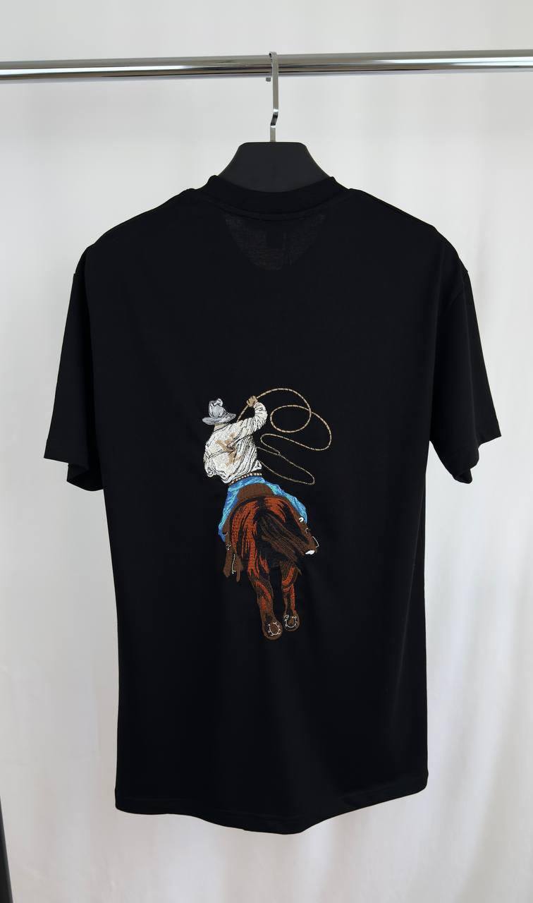 Louis Vuitton Graphic T-Shirts in 2 Colors UK Reps AAA Quality