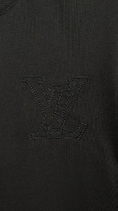 Louis Vuitton LV T-Shirts in 2 Colors Mens UK Reps AAA Quality