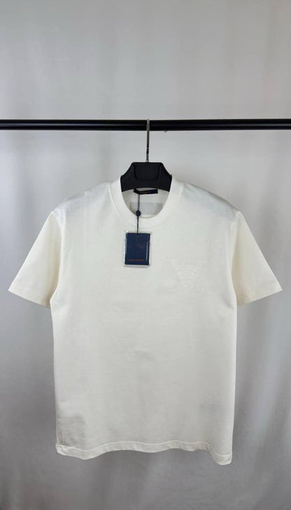 Louis Vuitton LV T-Shirts in 2 Colors Mens UK Reps AAA Quality