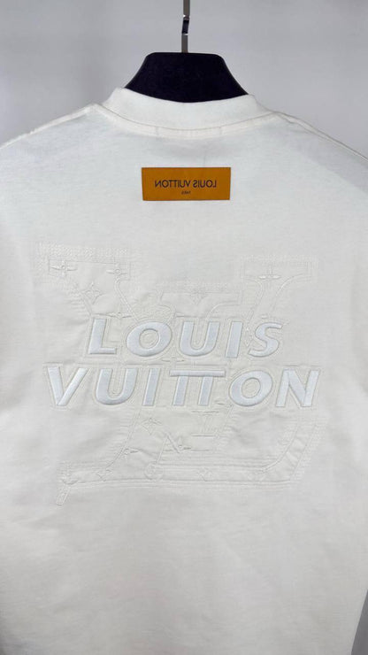 Louis Vuitton LV T-Shirts in 2 Colors Mens UK Reps AAA Quality