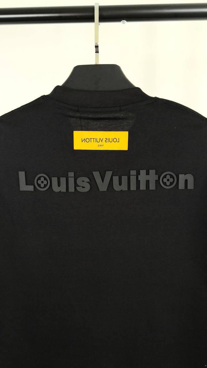 Louis Vuitton Embroidered Signature T-Shirt Mens in 2 Colors UK Reps AAA Quality