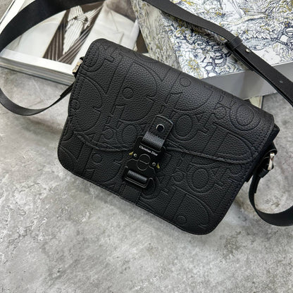 Christian Dior Black Gravity Messenger Bags Mens UK Reps AAA Quality