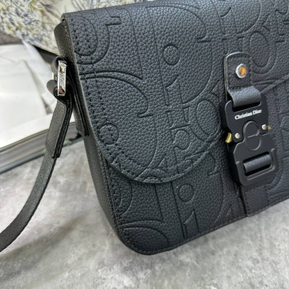 Christian Dior Black Gravity Messenger Bags Mens UK Reps AAA Quality